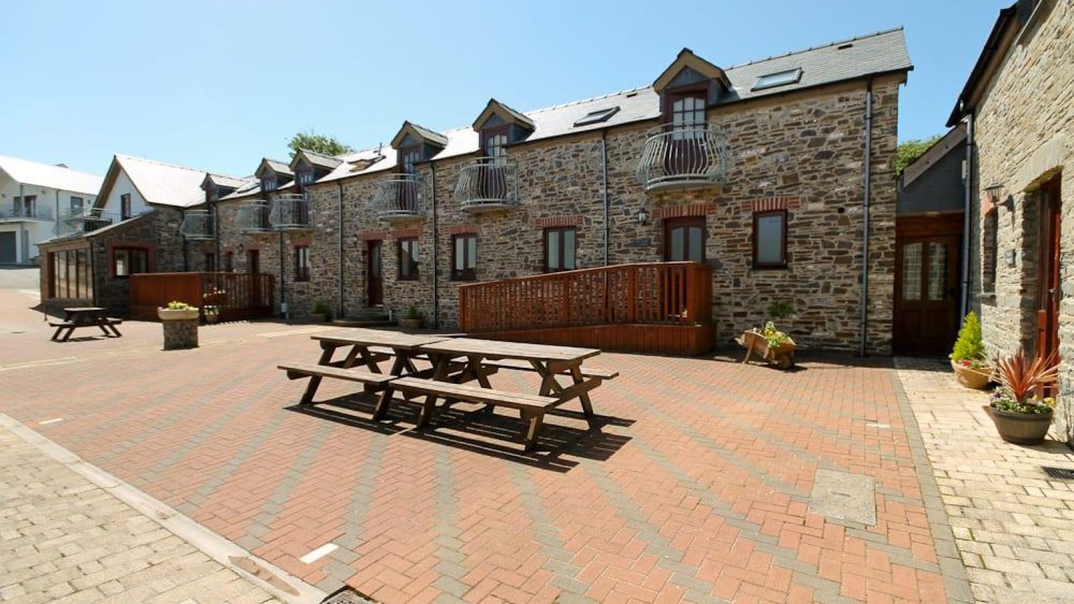 Bryncarnedd Country Cottages